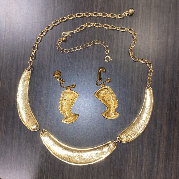 VTG AVON Egyptian Queen Nefertiti Clip Earrings & Choker Necklace SET - Picture 6 of 7